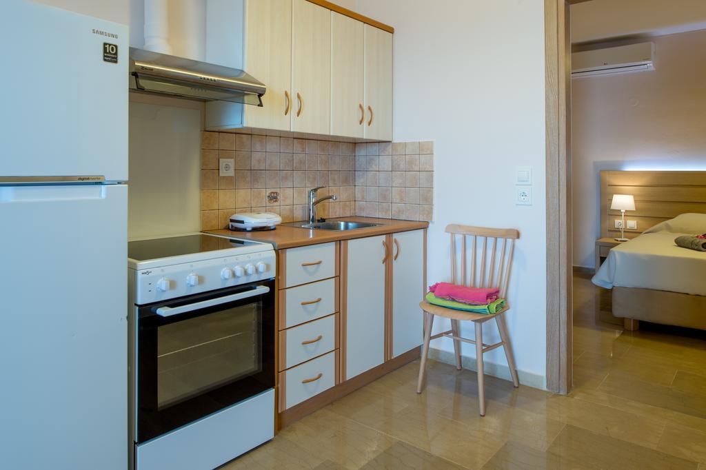 Krouzeri Beach Apartments Nisaki  Room photo